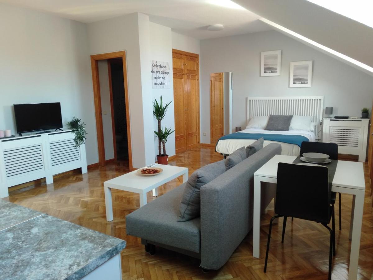 Airport Ifema Barajas Home Μαδρίτη Εξωτερικό φωτογραφία