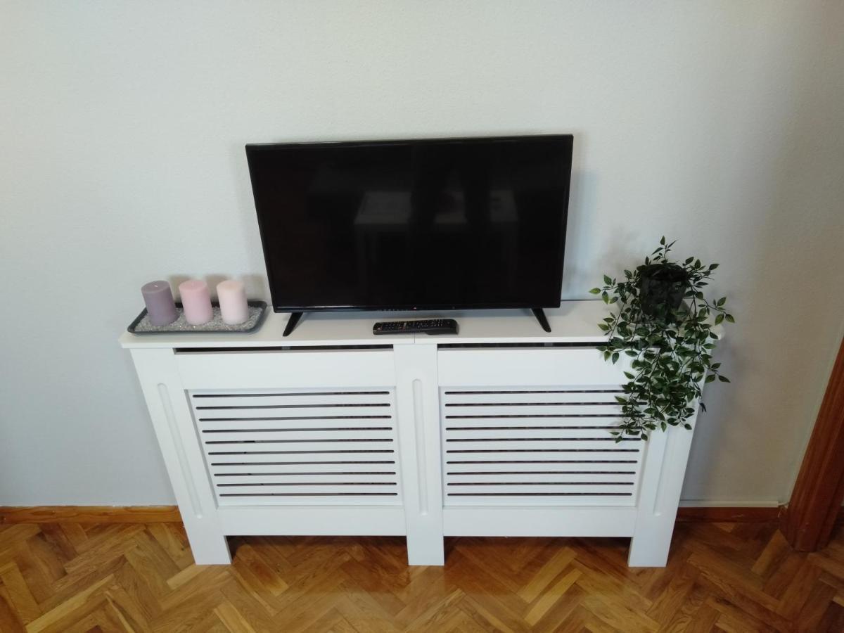 Airport Ifema Barajas Home Μαδρίτη Εξωτερικό φωτογραφία